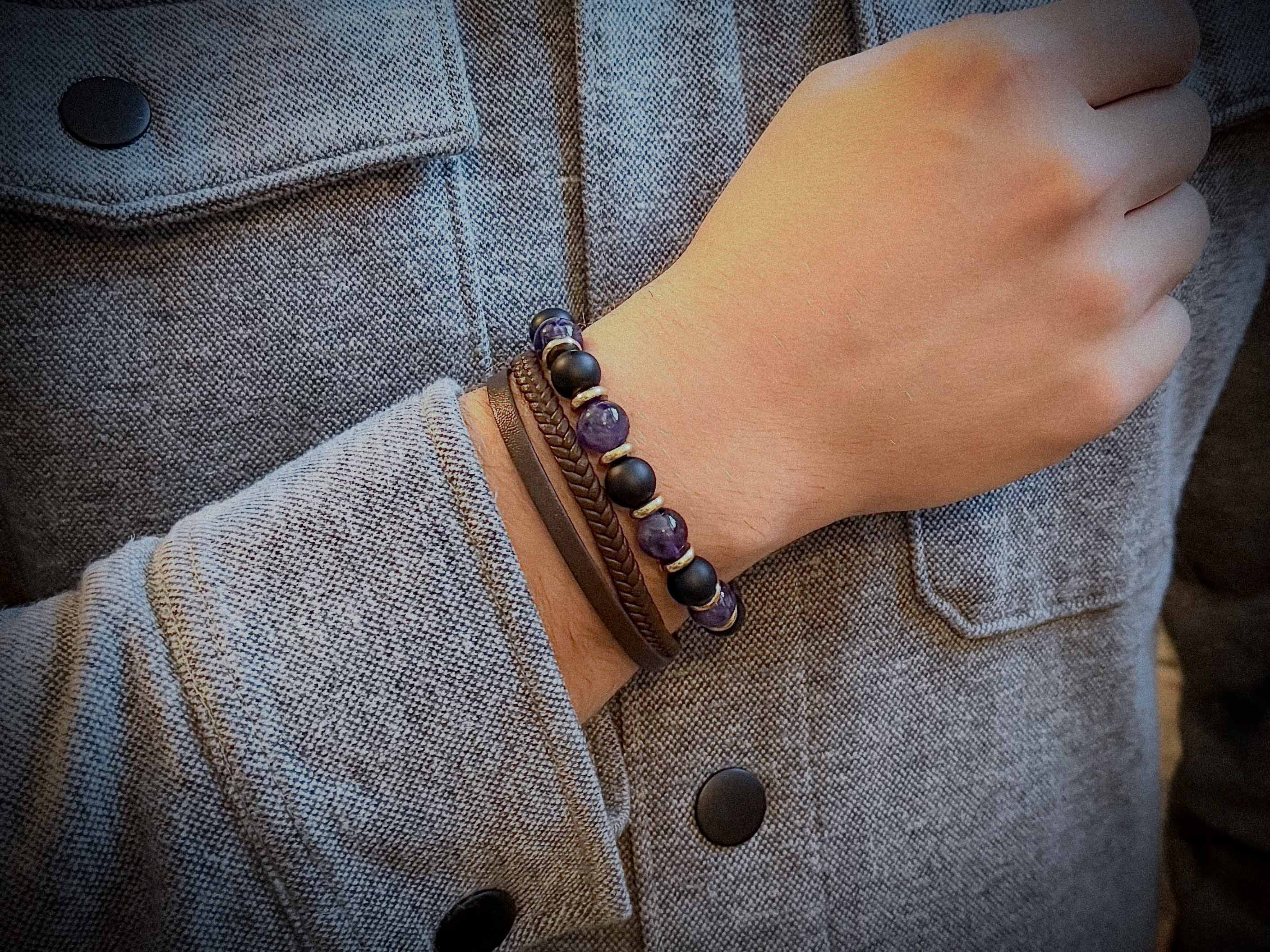 Man wearing Veraro bracelet